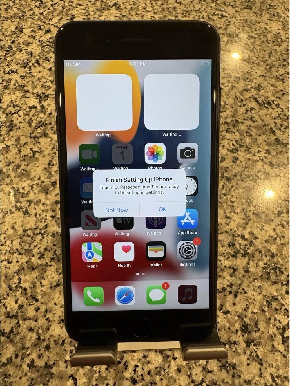 Apple iPhone 7 Plus - 32 GB - Black(Unlocked) Battery Health 94% I